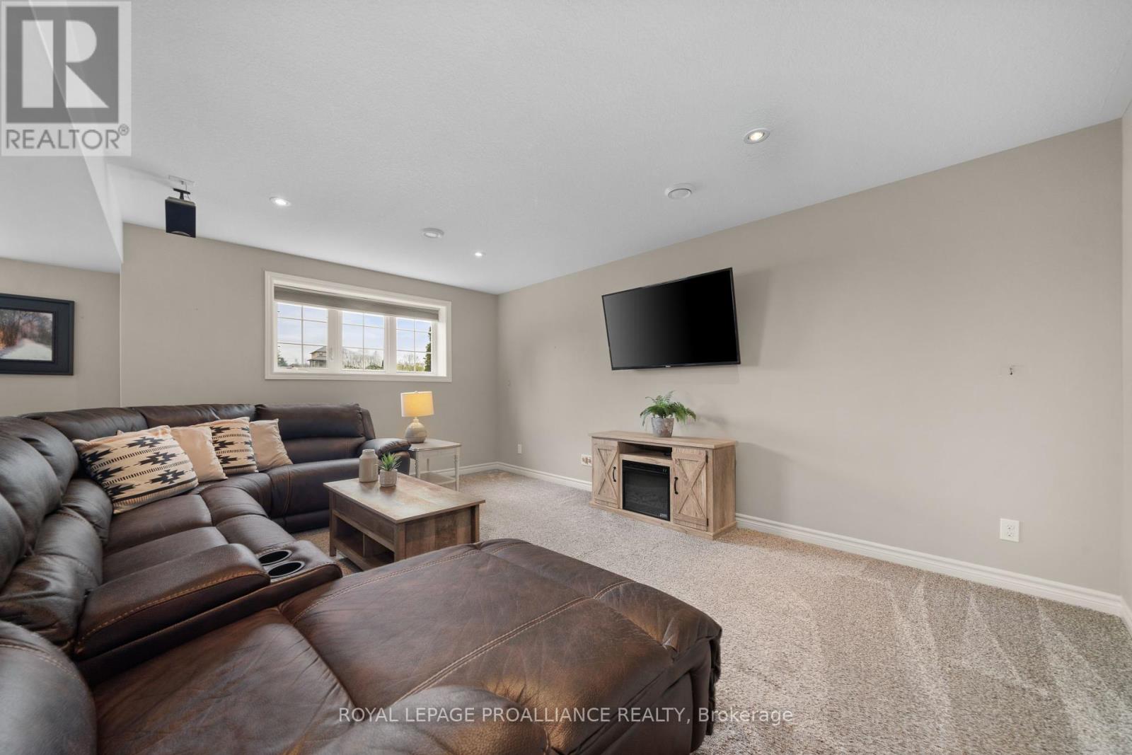 118 Gentlebreeze Drive, Belleville, Ontario  K0K 2V0 - Photo 29 - X12145261