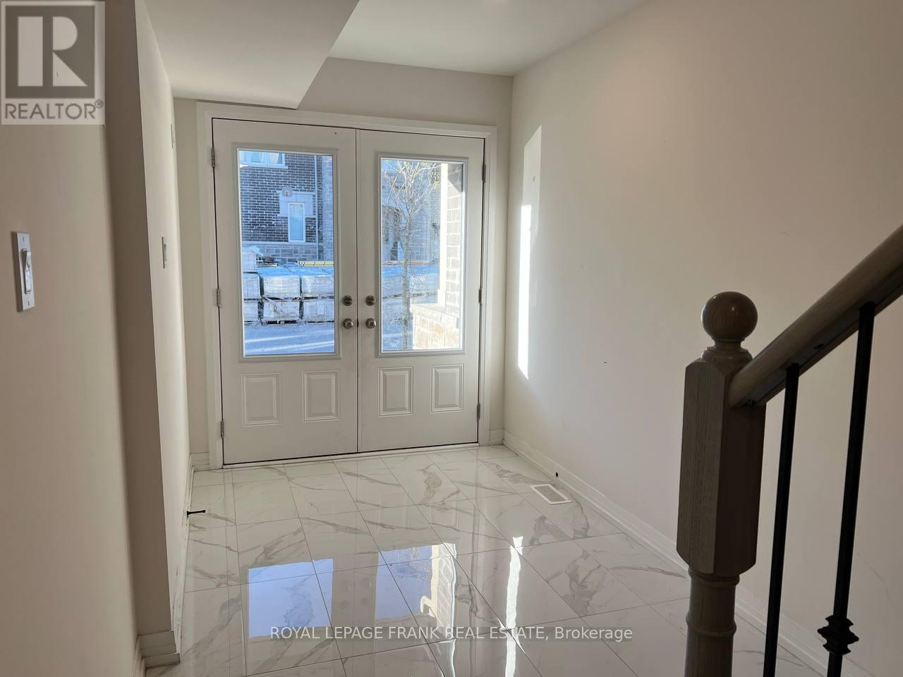 39 Bavin Street, Clarington (Bowmanville), Ontario  L1C 7H5 - Photo 2 - E12161434