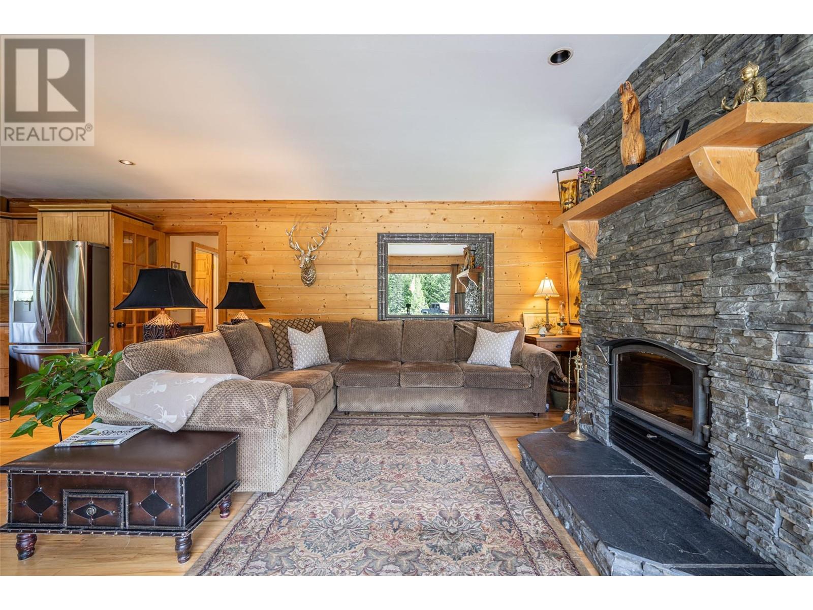 1075 Six Mile Creek Road, Vernon, British Columbia  V1H 2H1 - Photo 23 - 10343241