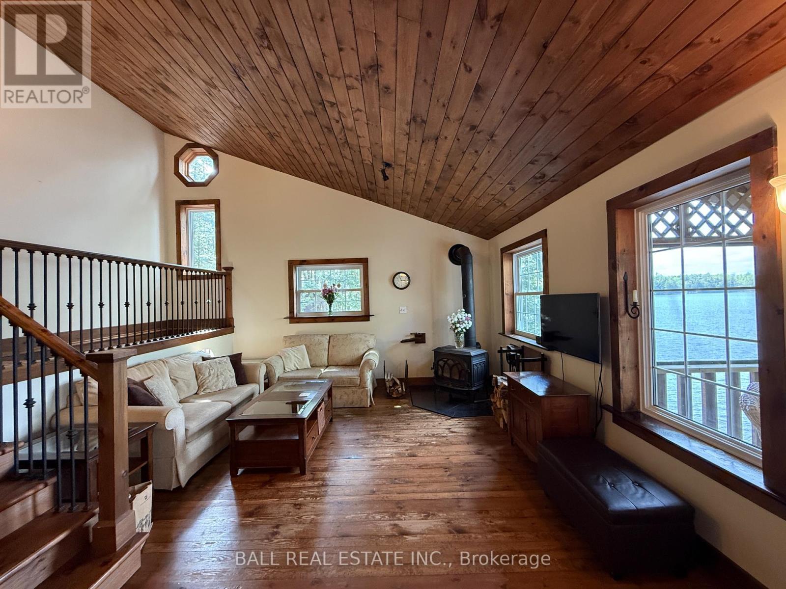 35 Fire Route 141, Trent Lakes, Ontario K0L 1J0 - Photo 17 - X12161432