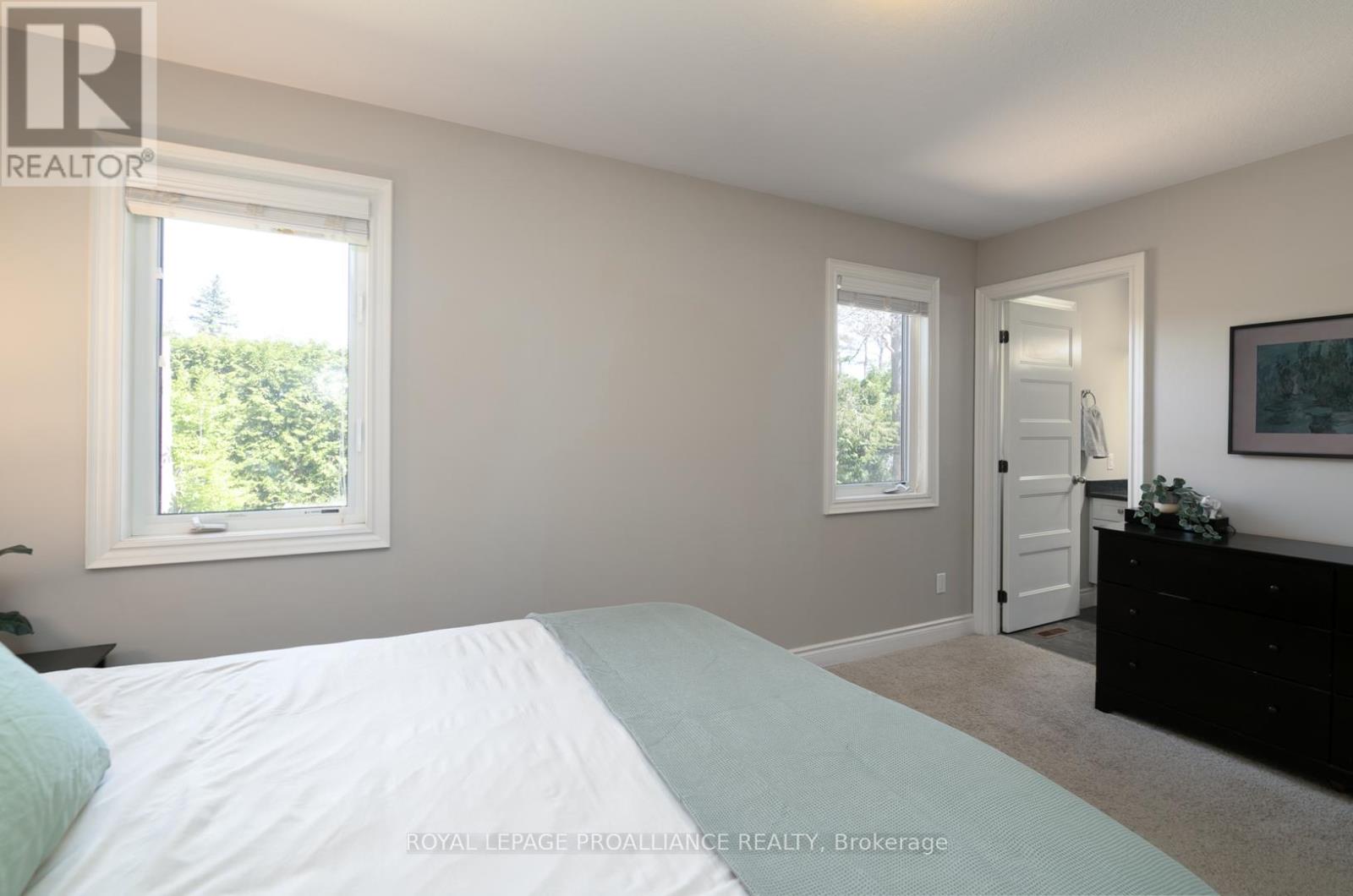 16 Mitchell Drive, Quinte West, Ontario  K0K 2C0 - Photo 12 - X12161537
