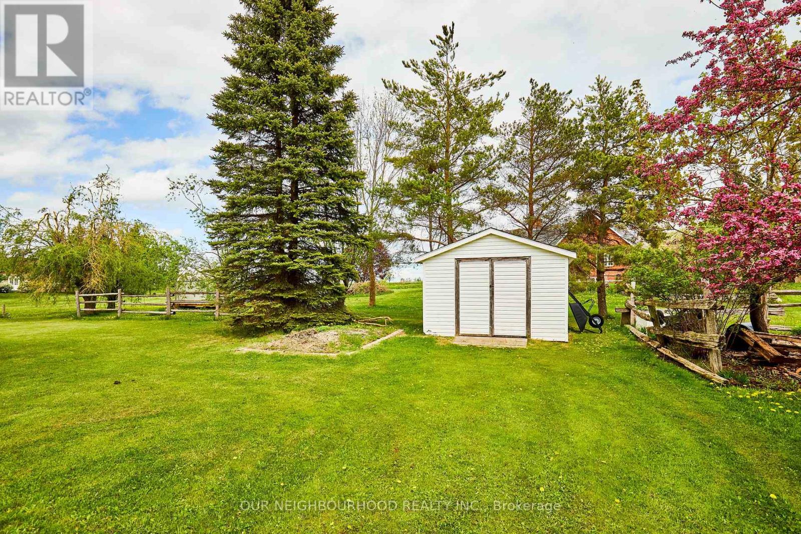 32 Blue Water Avenue, Kawartha Lakes, Ontario  K9V 0K6 - Photo 15 - X12161587