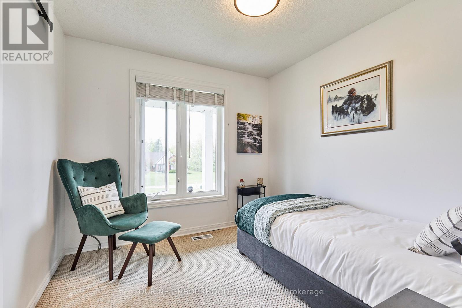 32 Blue Water Avenue, Kawartha Lakes, Ontario  K9V 0K6 - Photo 27 - X12161587