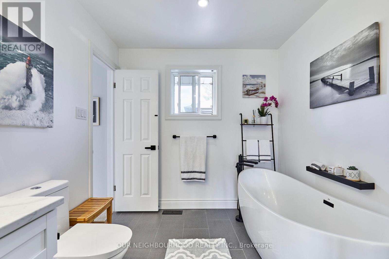 32 Blue Water Avenue, Kawartha Lakes, Ontario  K9V 0K6 - Photo 29 - X12161587