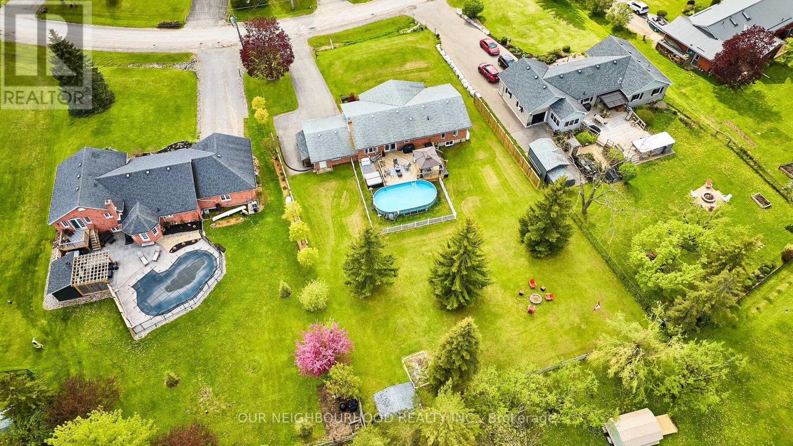 32 Blue Water Avenue, Kawartha Lakes, Ontario  K9V 0K6 - Photo 45 - X12161587