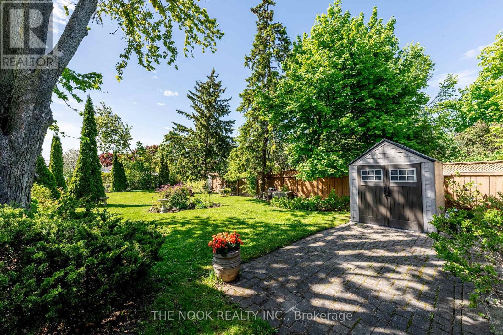 21 Rideau Crescent, Peterborough South, Ontario  K9J 1G7 - Photo 13 - X12161591