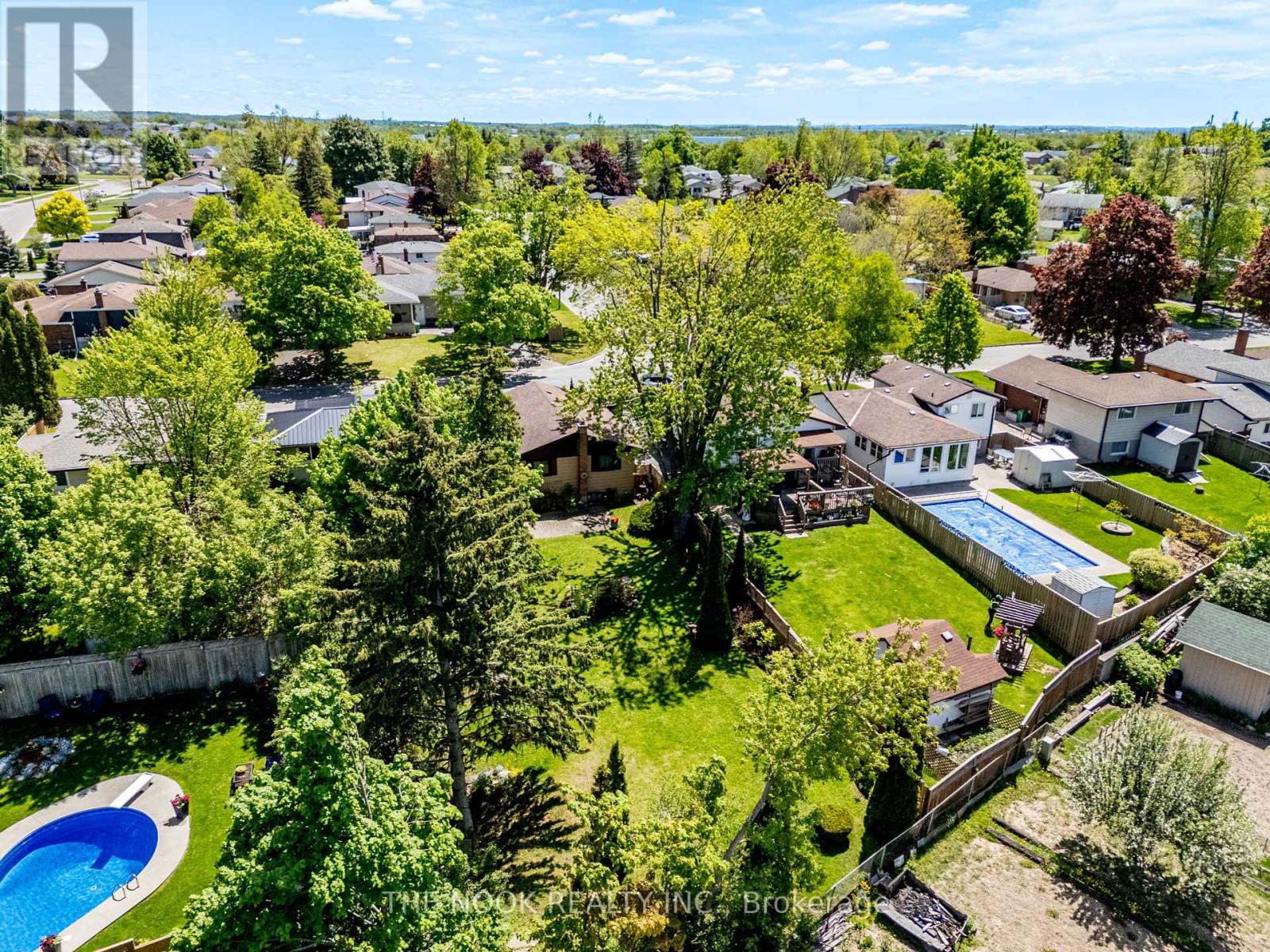21 Rideau Crescent, Peterborough South, Ontario  K9J 1G7 - Photo 16 - X12161591
