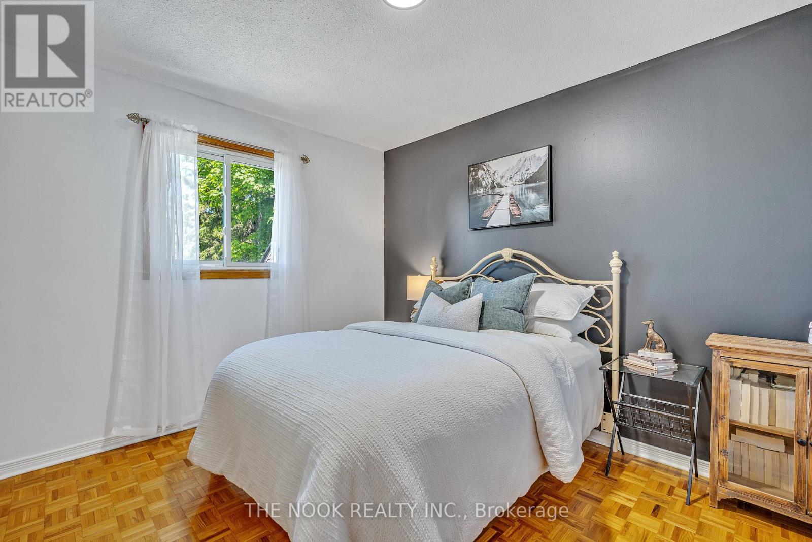 21 Rideau Crescent, Peterborough South, Ontario  K9J 1G7 - Photo 8 - X12161591