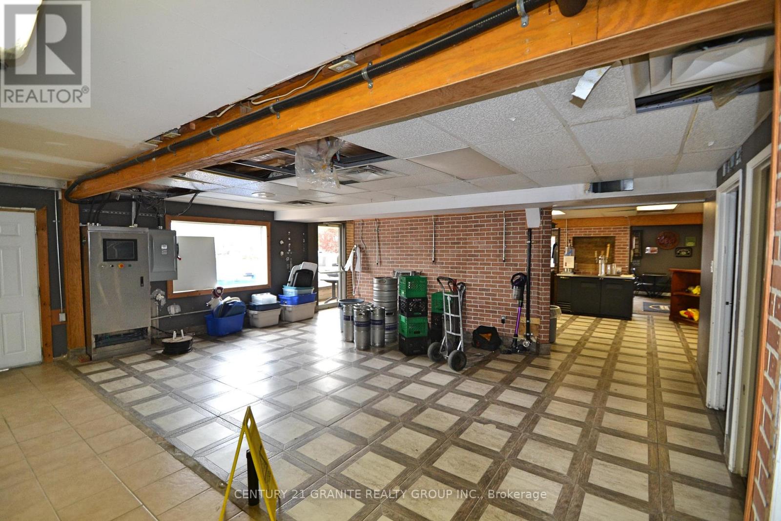 4 Hastings Street S, Bancroft (Bancroft Ward), Ontario  K0L 1C0 - Photo 5 - X12161898