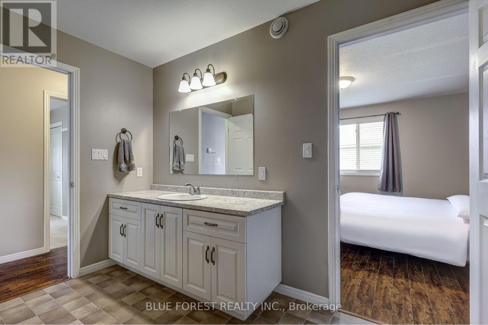 62 Park Lane, West Perth (Mitchell), Ontario  N0K 1N0 - Photo 31 - X12161792