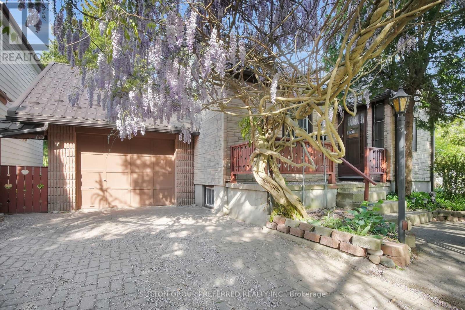 73 CLEMENS STREET, london east (east c), Ontario