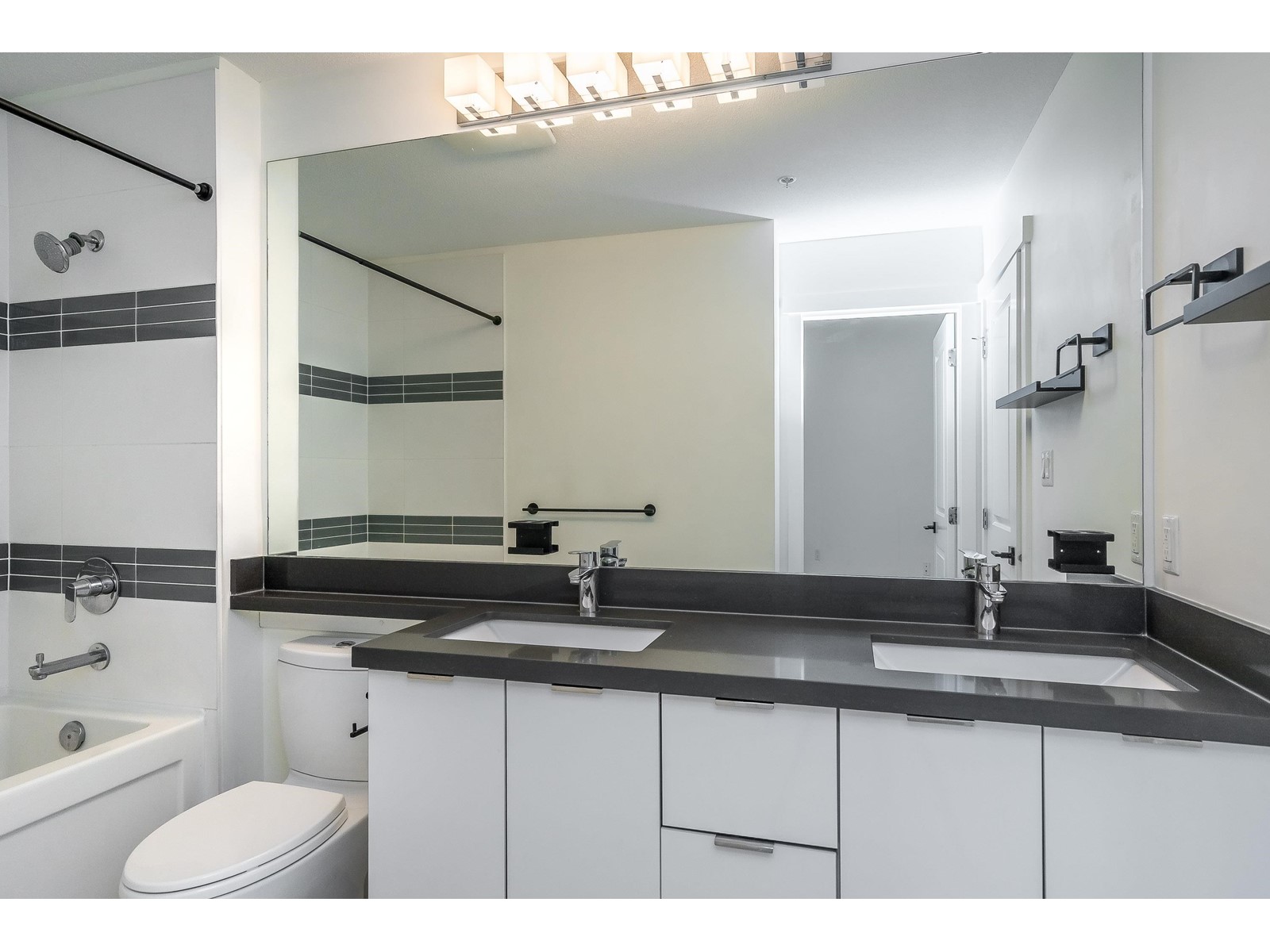 204 15168 33 Avenue, Surrey, British Columbia  V3Z 0N7 - Photo 18 - R3004456