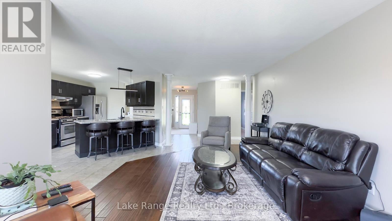 82 Savannah Ridge Drive, Brant (Paris), Ontario  N3L 4G2 - Photo 16 - X12139292