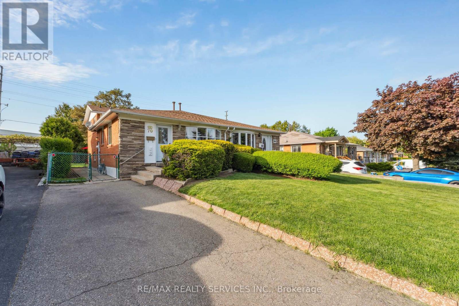 70 NORTHWOOD DRIVE, Brampton, Ontario