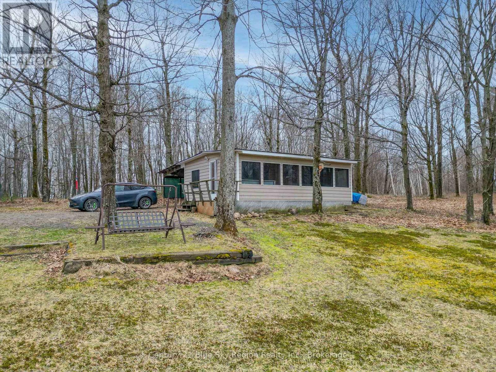 724 Nosbonsing Park Road, East Ferris, Ontario  P0H 1K0 - Photo 36 - X12161556