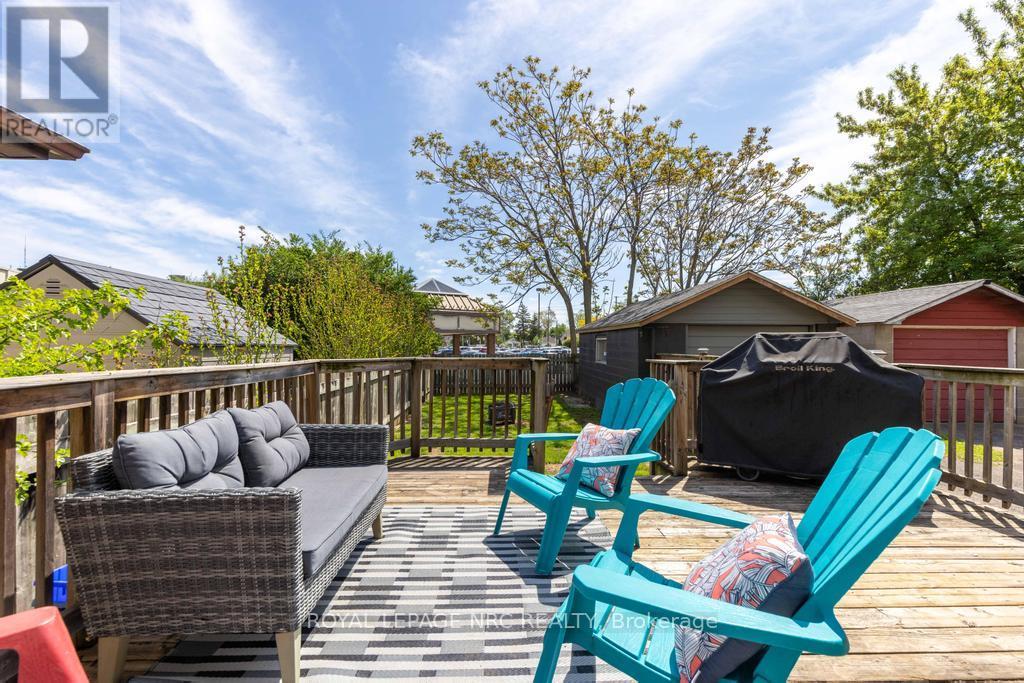 174 York Street, St. Catharines (Haig), Ontario  L2R 6G2 - Photo 22 - X12161566