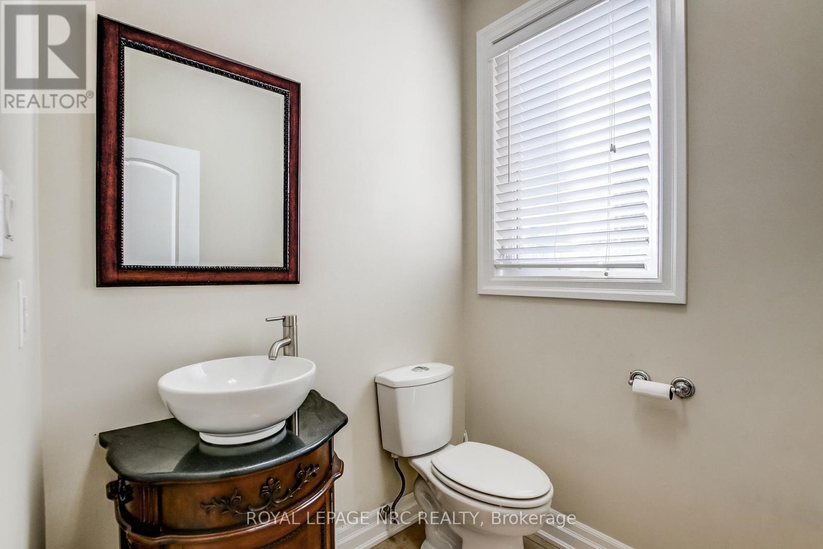 5784 Ironwood Street, Niagara Falls (Forestview), Ontario  L2H 0G4 - Photo 10 - X12161687