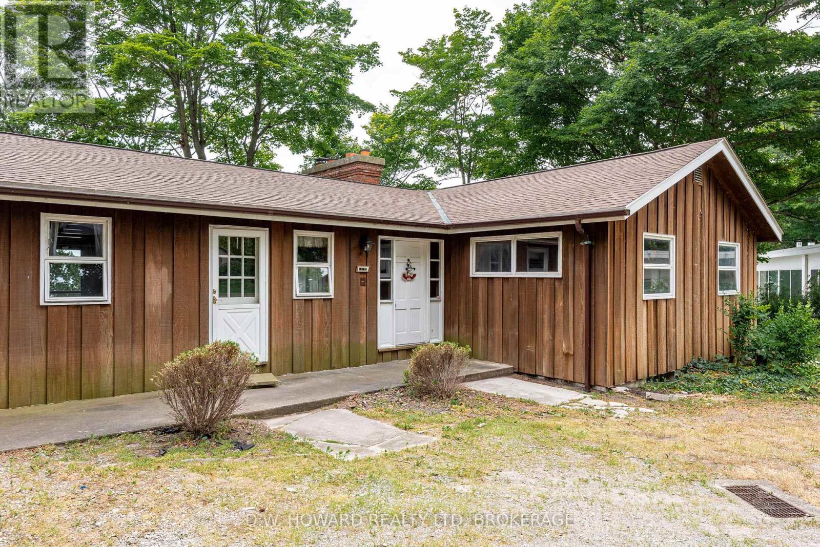 10121 Cedar Crest Road, Wainfleet, Ontario  L3K 5V4 - Photo 7 - X12161762