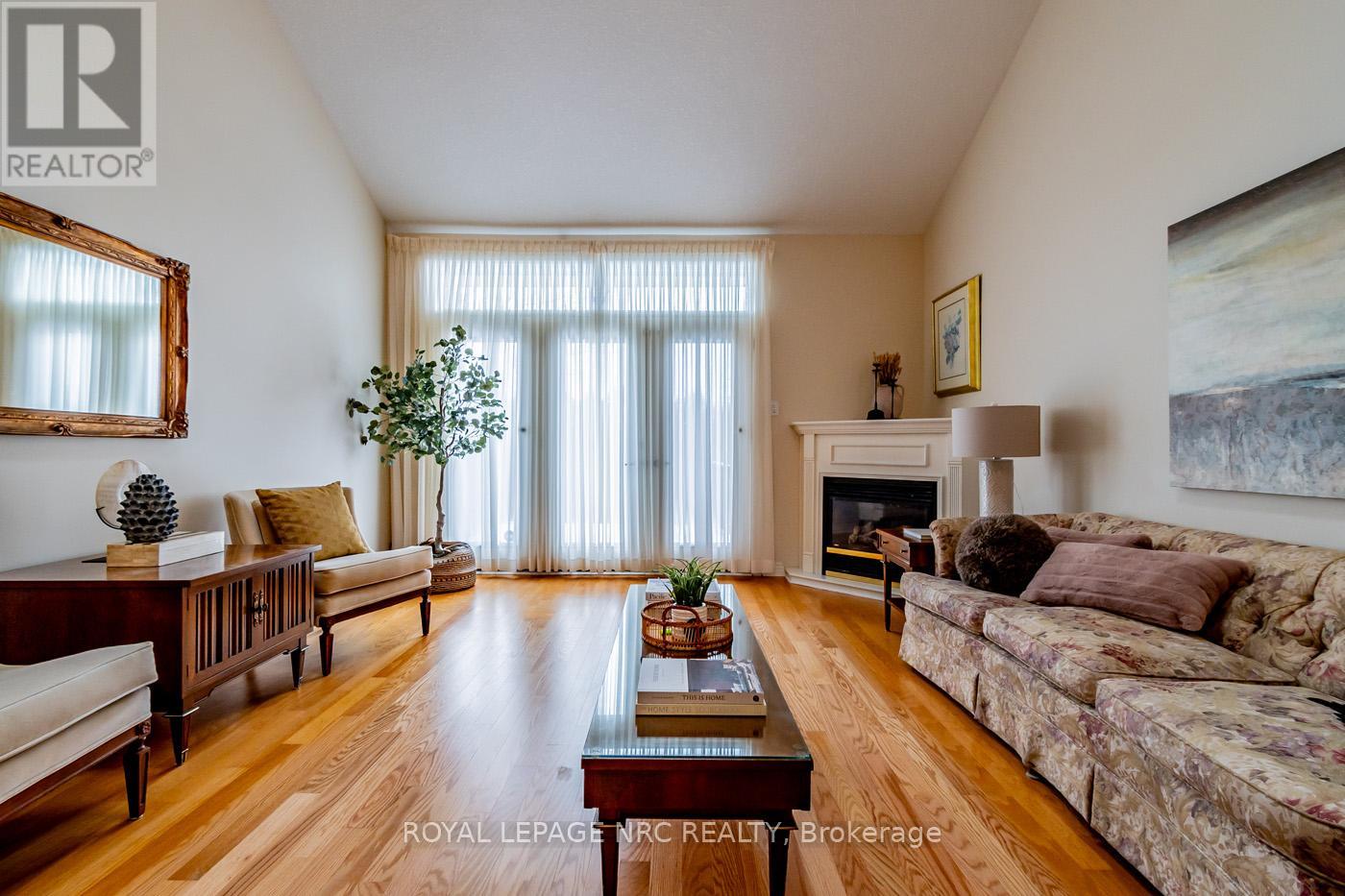 Property at 192 WILLOWLANDING COURT image 3