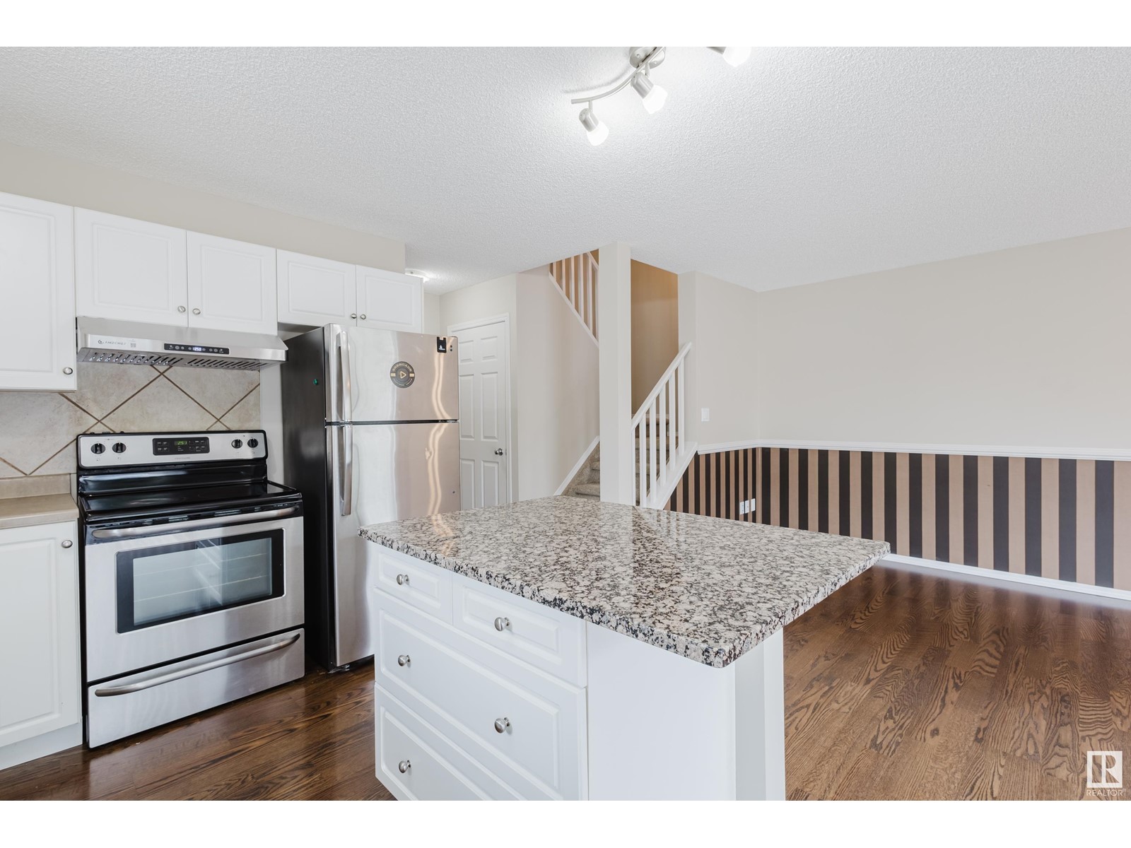 #7 1428 Hodgson Wy Nw, Edmonton, Alberta  T6R 3P8 - Photo 12 - E4437533