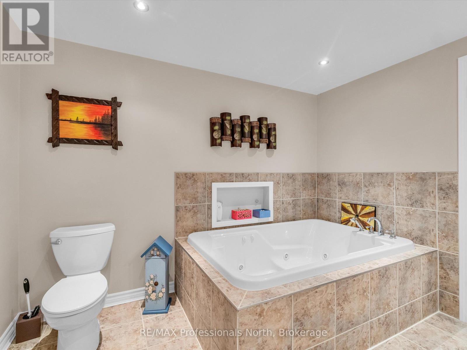 3 Clearstream Court, Bracebridge, Ontario  P1L 0A3 - Photo 34 - X12161583