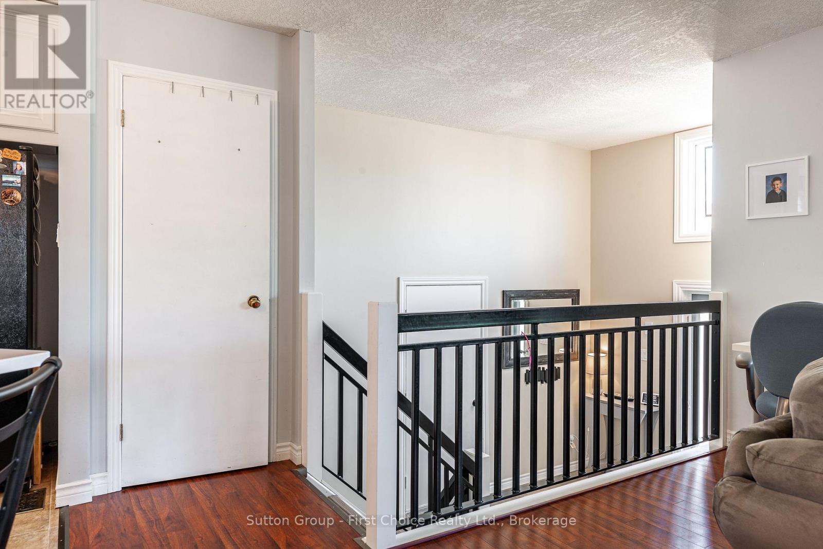 103 Mcgregor Street, Stratford, Ontario  N4Z 1G6 - Photo 6 - X12161608