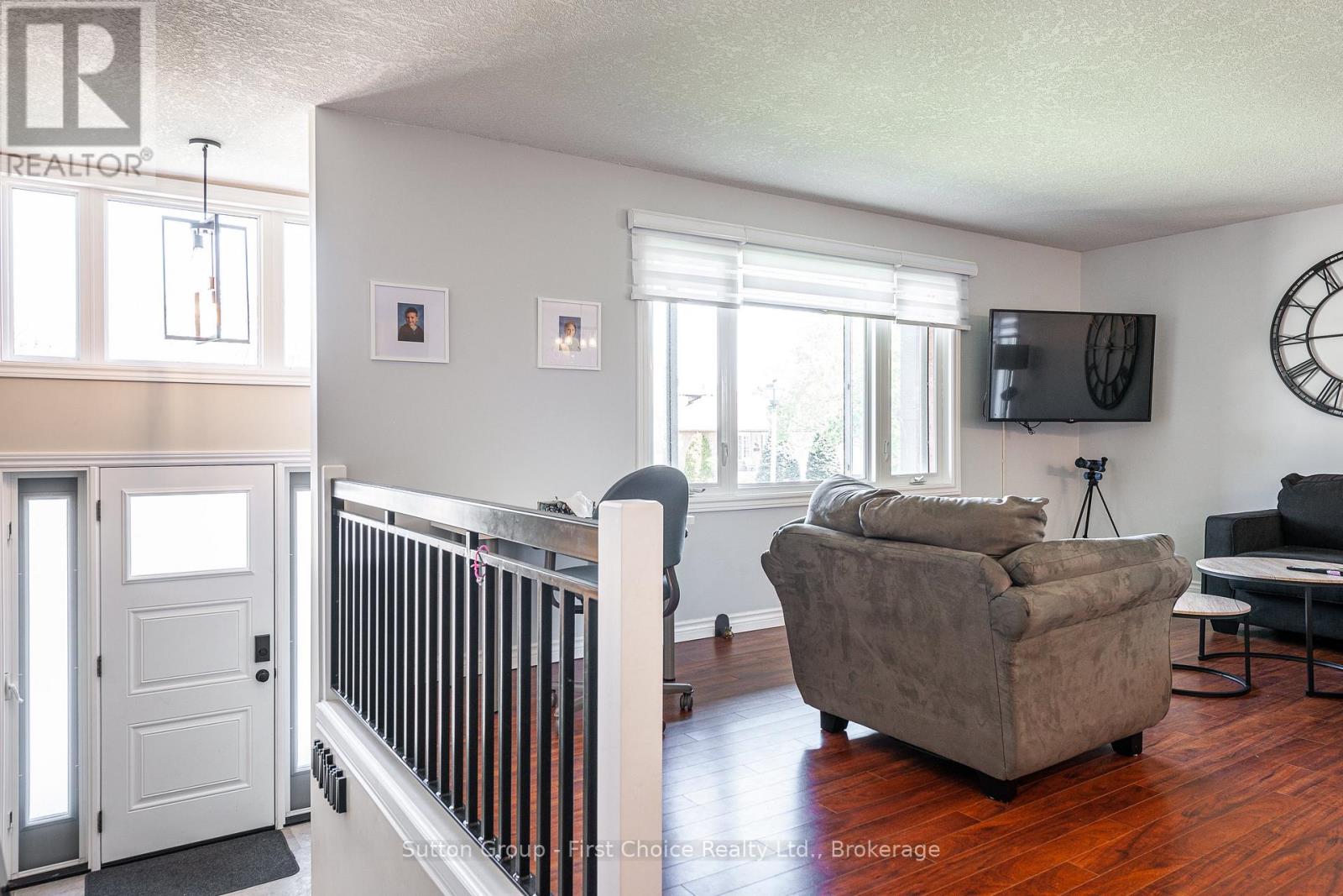 103 Mcgregor Street, Stratford, Ontario  N4Z 1G6 - Photo 8 - X12161608