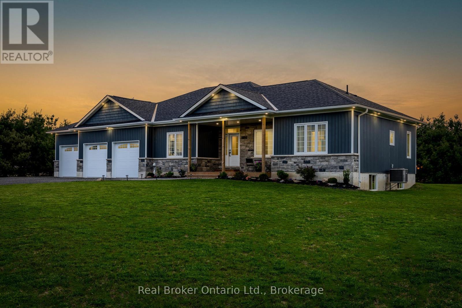 142401 15 Side Road, East Garafraxa, Ontario  L9W 7K9 - Photo 2 - X12161667
