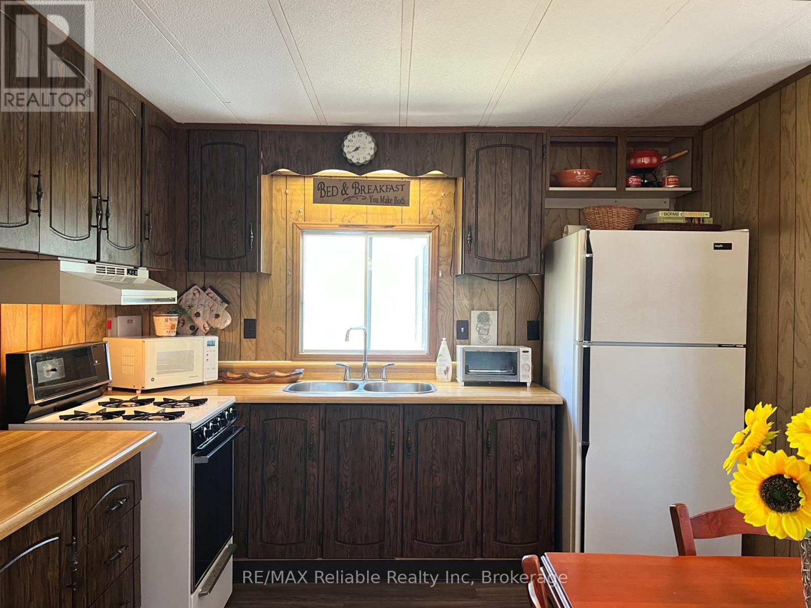 Lot 1 - 33900 Sugarbush Road, Bluewater, Ontario  N0M 1G0 - Photo 5 - X12161685