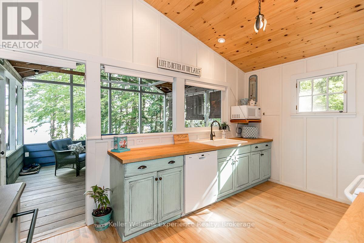 1123 Stone Gate Lane, Bracebridge, Ontario  P1L 1X1 - Photo 23 - X12161770