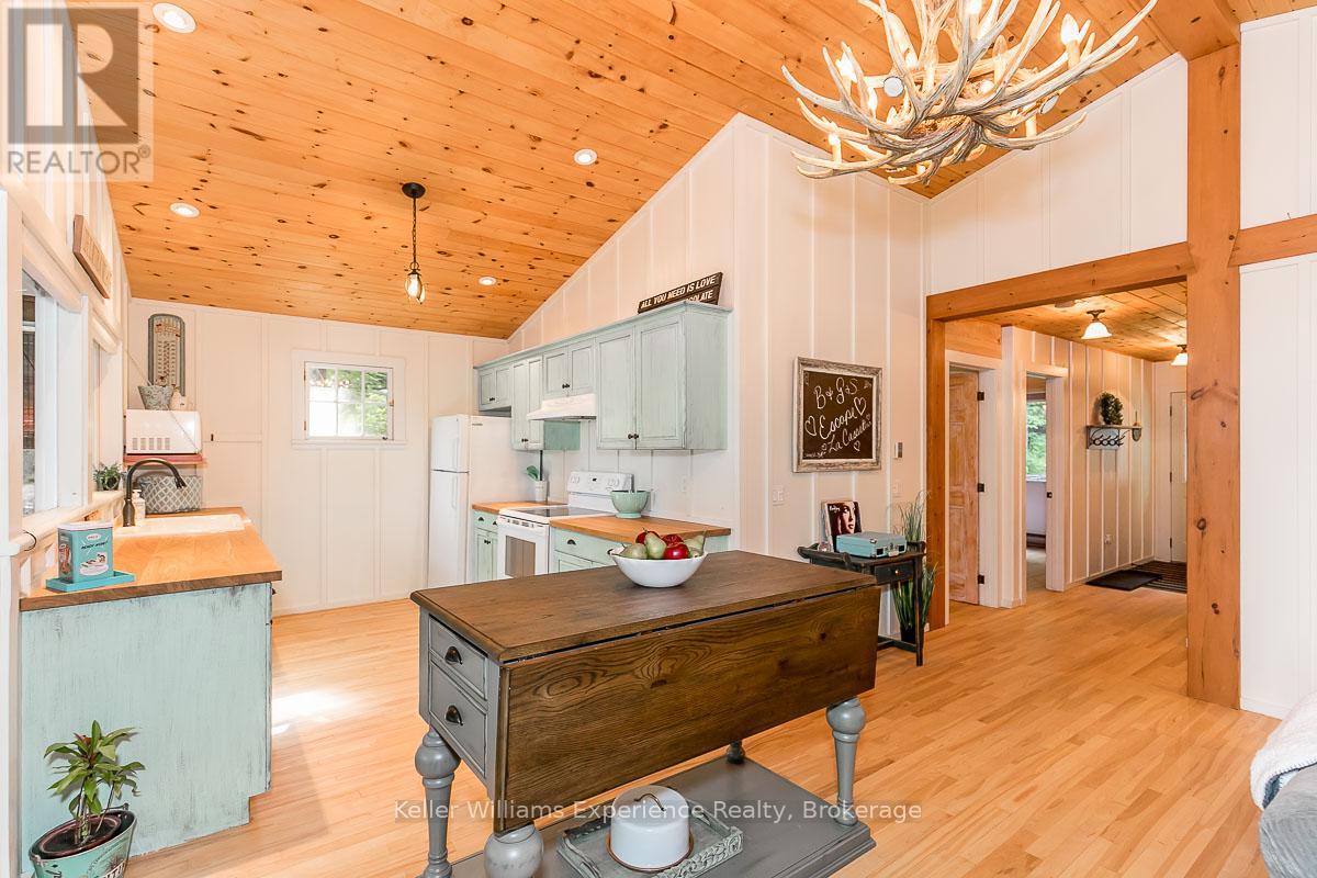 1123 Stone Gate Lane, Bracebridge, Ontario  P1L 1X1 - Photo 5 - X12161770