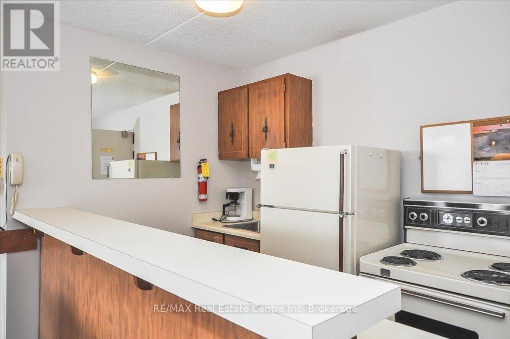 802 - 22 Marilyn Drive, Guelph, Ontario  N1H 7T1 - Photo 37 - X12161837