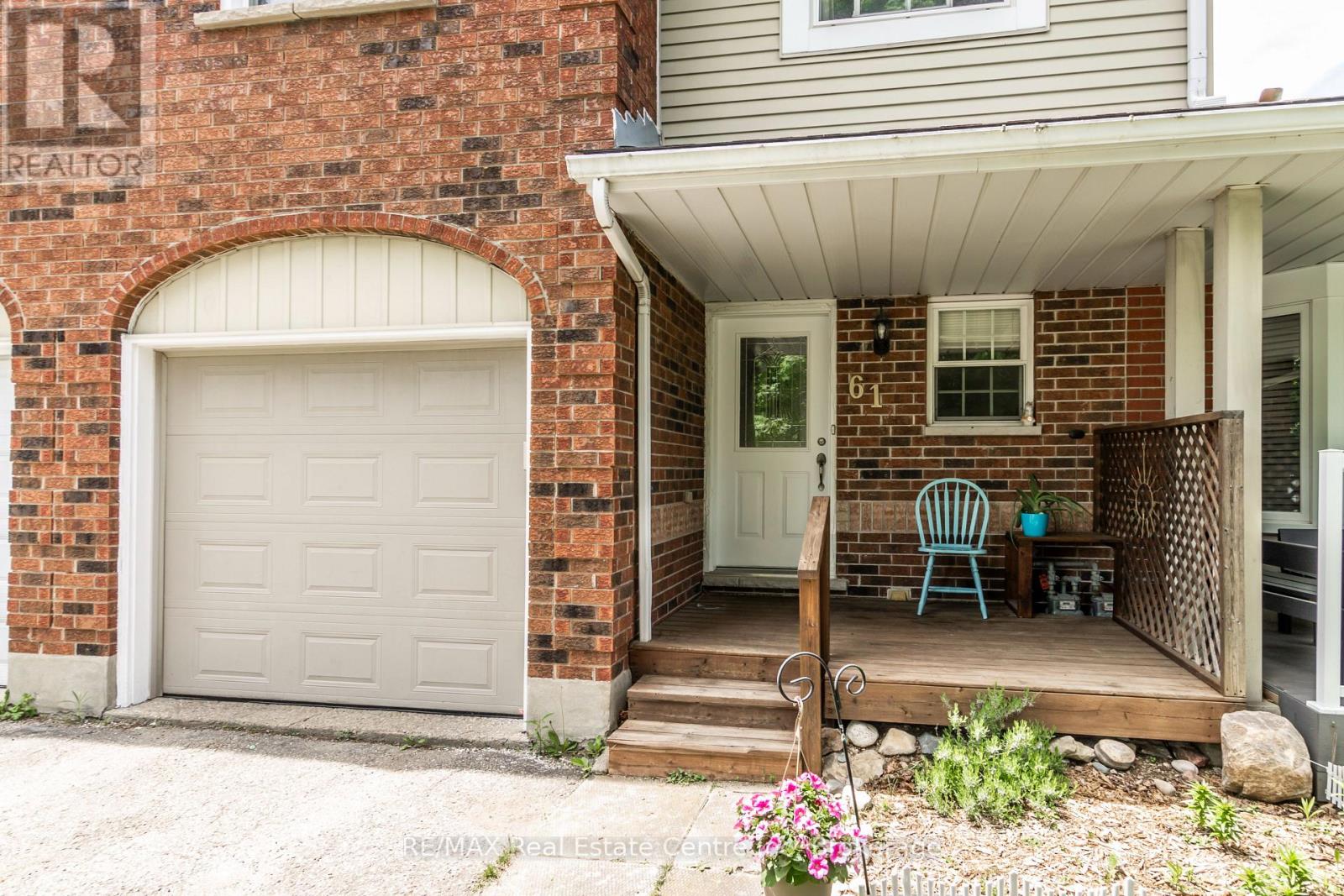 61 Grandridge Crescent, Guelph, Ontario  N1H 8G2 - Photo 3 - X12161860