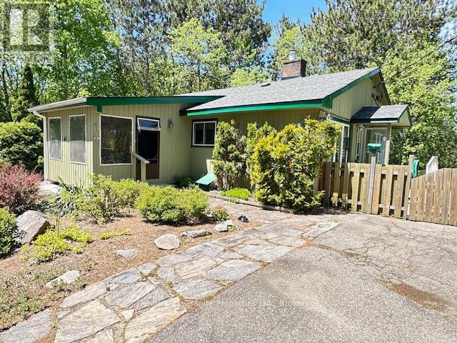 45 Isabella Street, Parry Sound, Ontario  P2A 1M4 - Photo 11 - X12161990