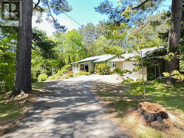 45 Isabella Street, Parry Sound, Ontario  P2A 1M4 - Photo 13 - X12161990