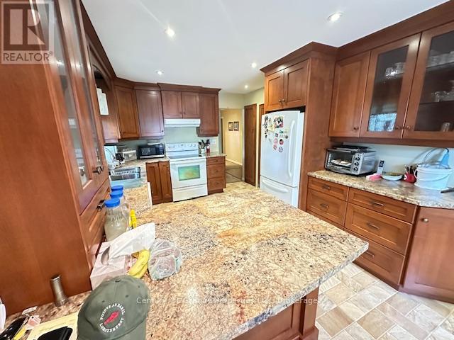 45 Isabella Street, Parry Sound, Ontario  P2A 1M4 - Photo 18 - X12161990