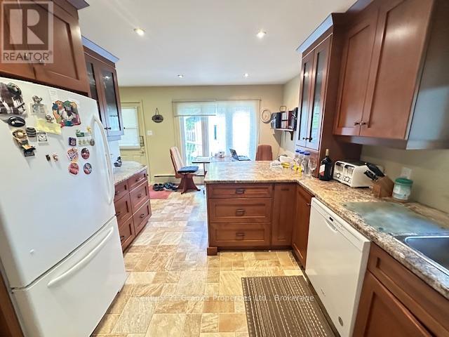 45 Isabella Street, Parry Sound, Ontario  P2A 1M4 - Photo 19 - X12161990