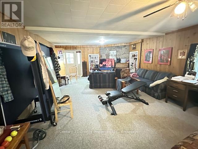45 Isabella Street, Parry Sound, Ontario  P2A 1M4 - Photo 37 - X12161990