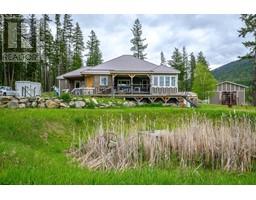 4 Hollingsworth Road, cherryville, British Columbia
