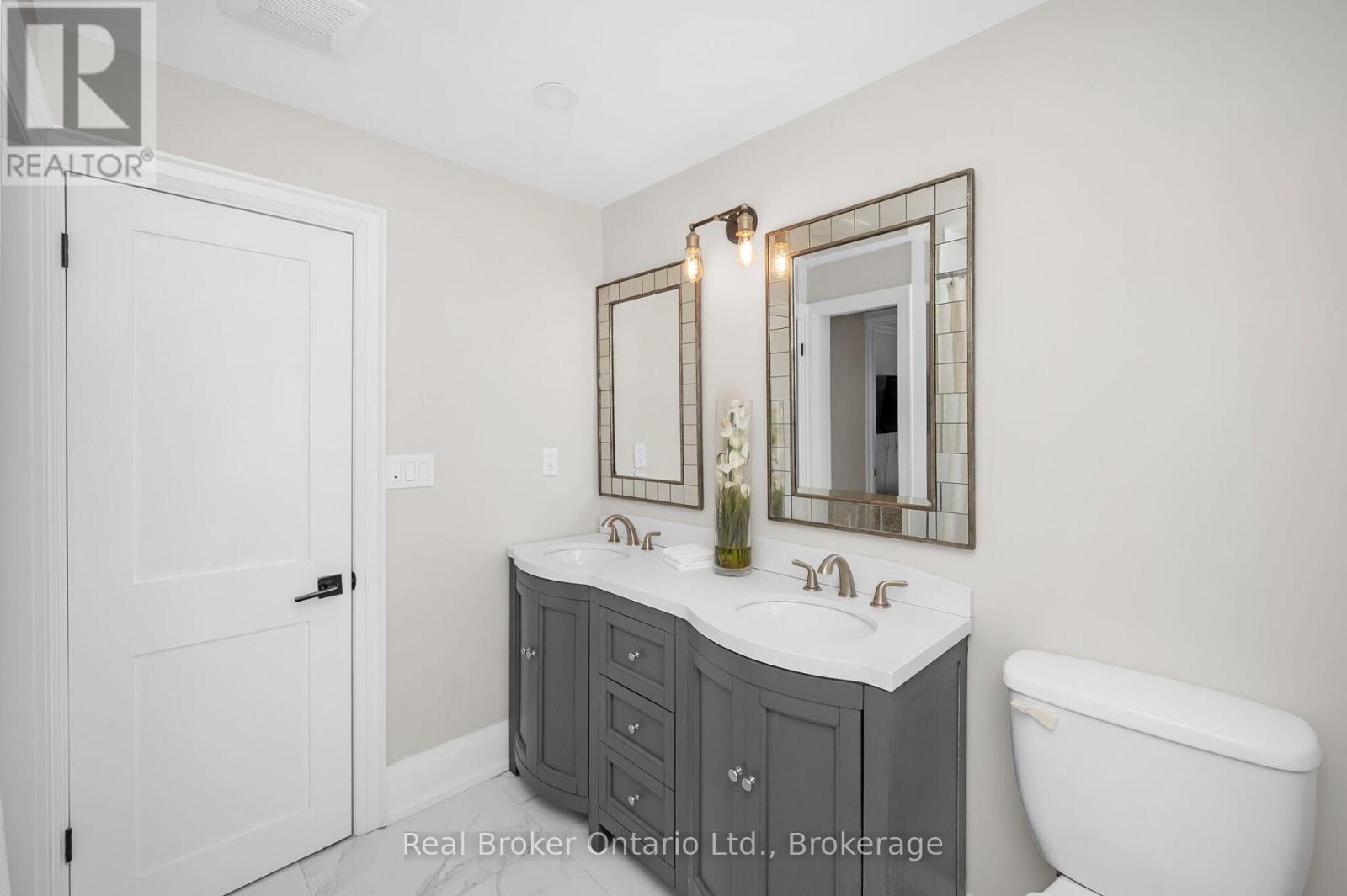 614 Gayne Boulevard, Burlington, Ontario  L7T 3V6 - Photo 32 - W12161998