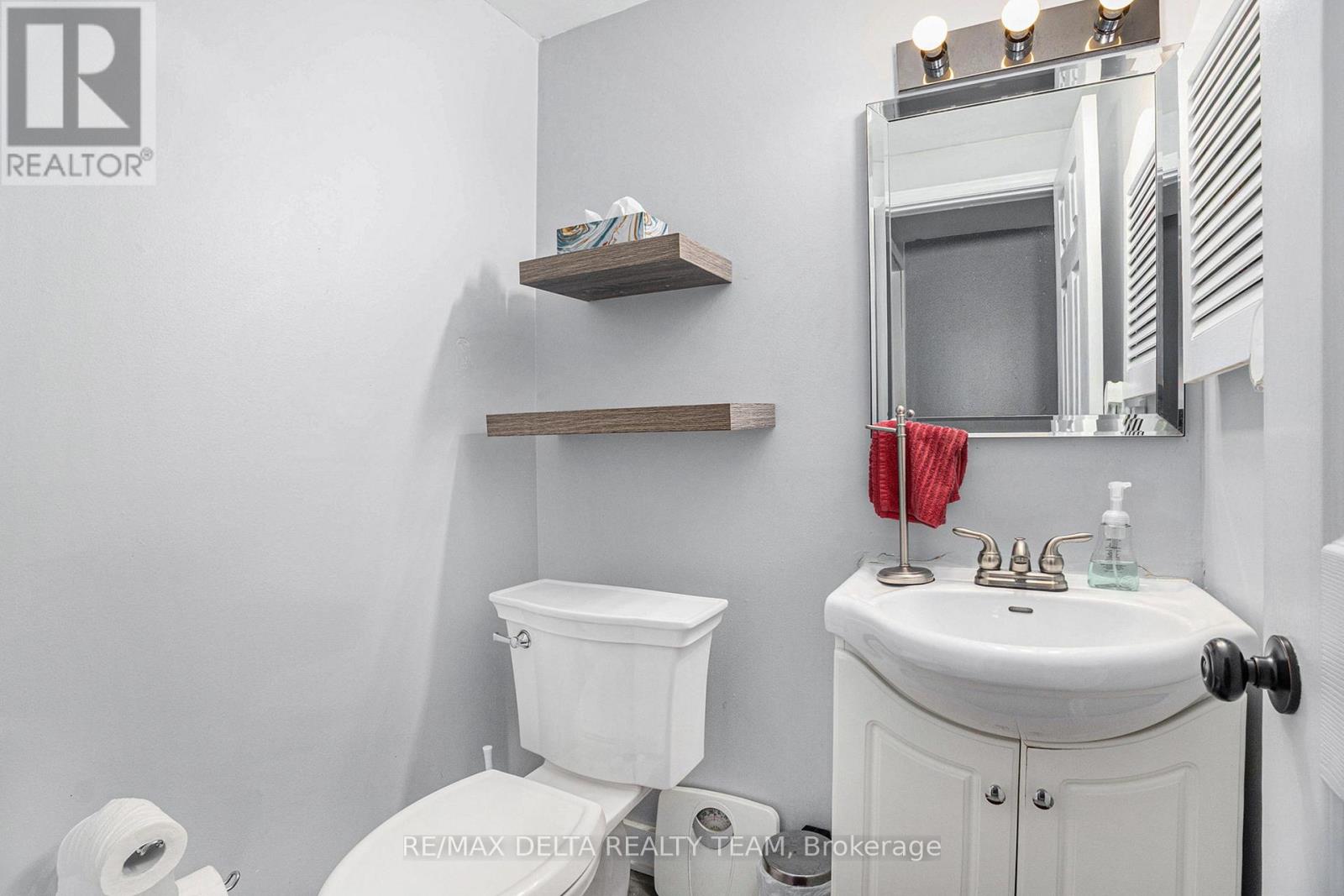 2062 Riviera Street, Clarence-Rockland, Ontario  K4K 1J4 - Photo 9 - X12161407