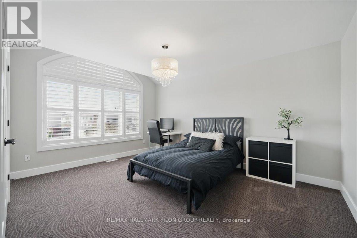379 Nestleton Street, Ottawa, Ontario  K4A 0W2 - Photo 24 - X12161664