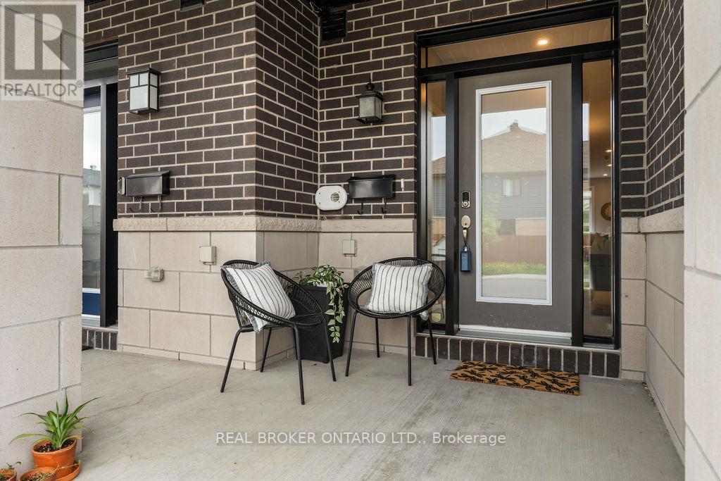Property at 105 AVRO CIRCLE image 2