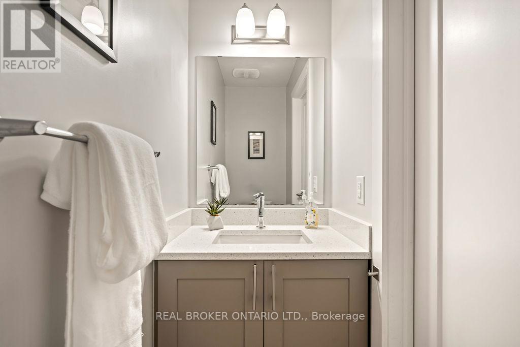 Property at 105 AVRO CIRCLE image 5