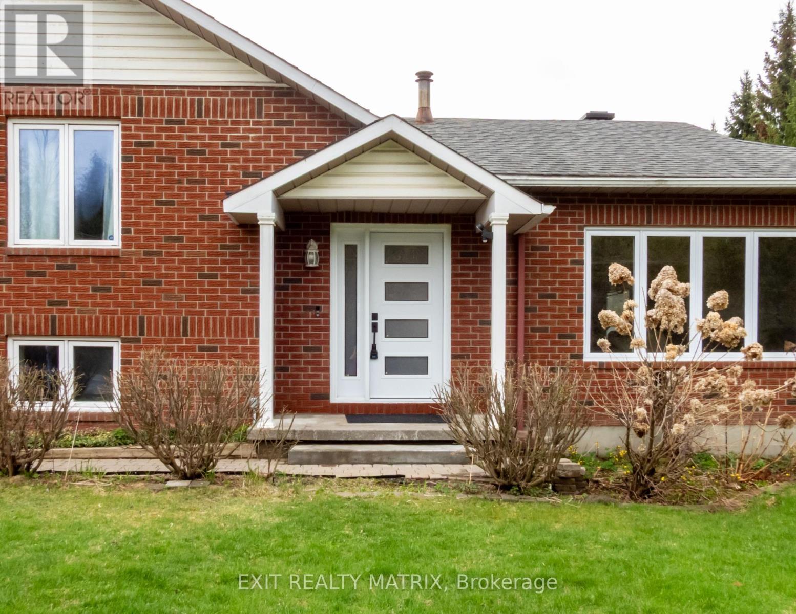 Property at 2418 RIDEAU ROAD image 4