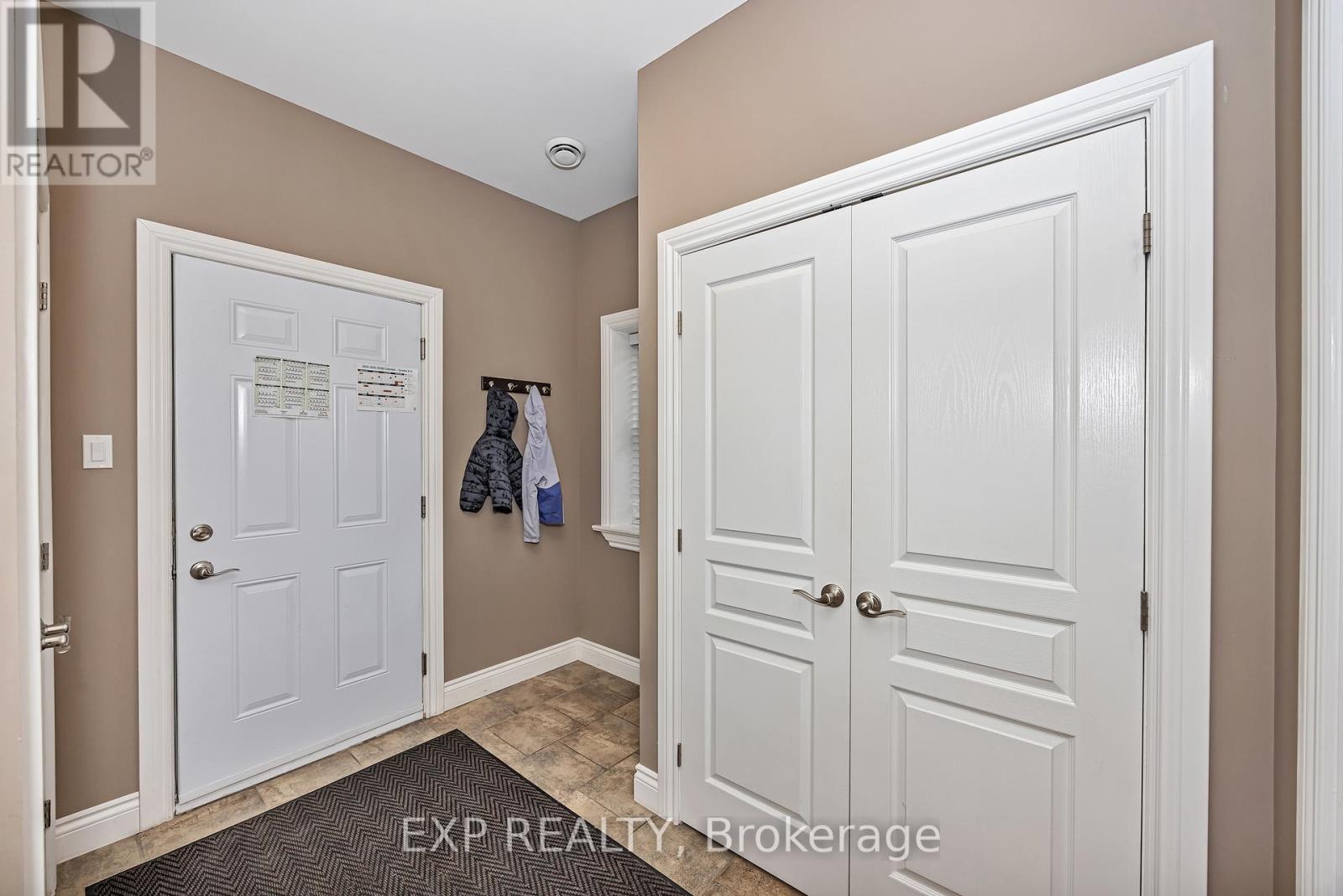 155 Wilbert Cox Drive, Ottawa, Ontario  K0A 1L0 - Photo 26 - X12161755