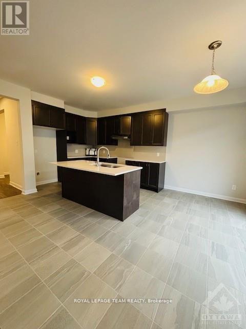326 Elsie Macgill Walk, Ottawa, Ontario  K2W 0K7 - Photo 9 - X12161831