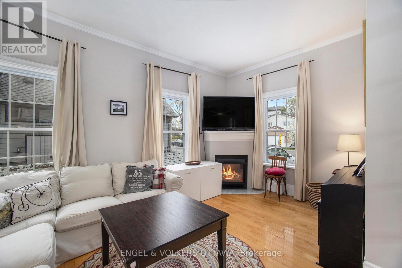 290 Carleton Avenue, Ottawa, Ontario  K1Y 0J6 - Photo 7 - X12161871
