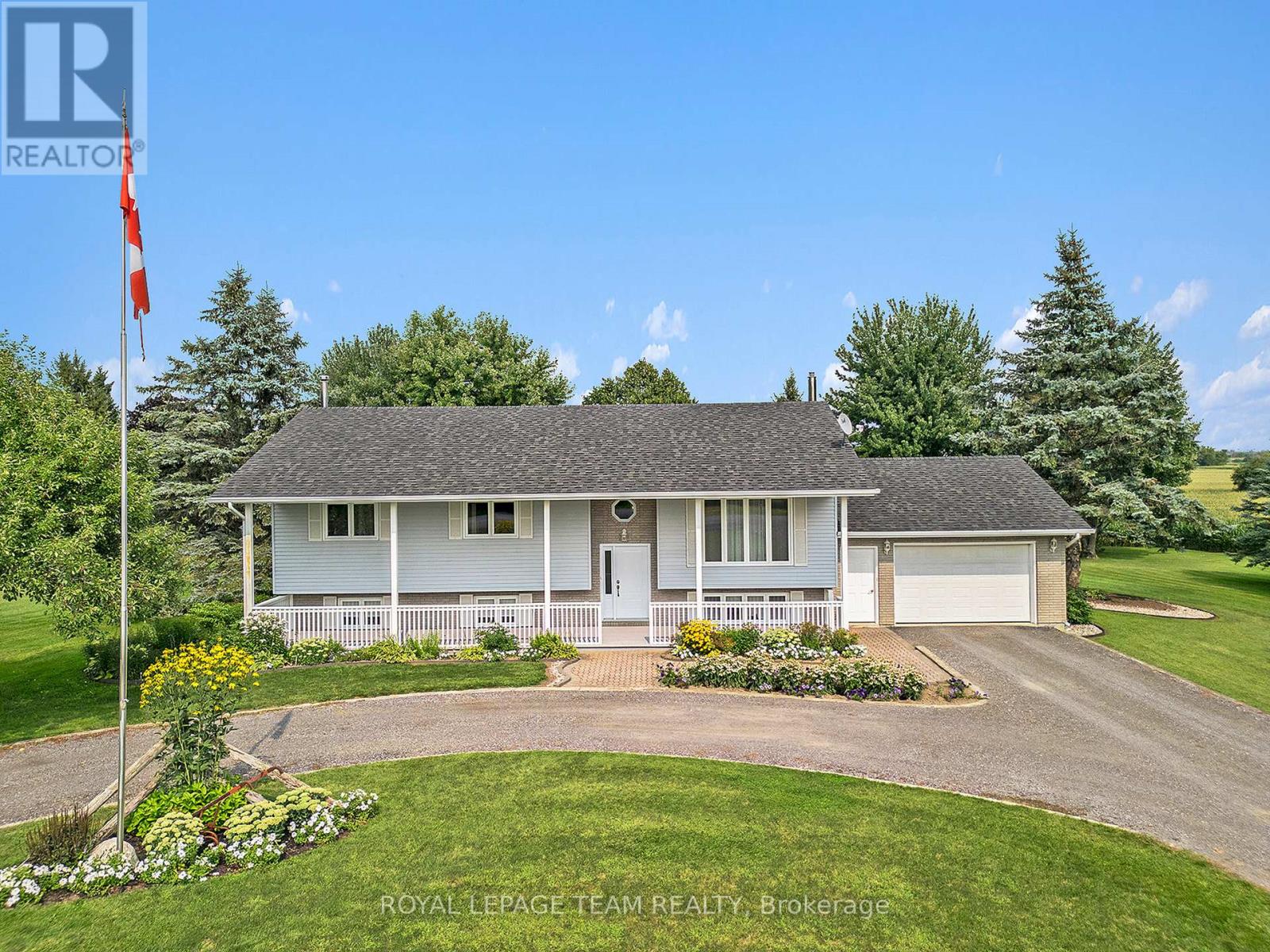 2525 Fawcett Road, North Dundas, Ontario  K0C 2K0 - Photo 2 - X12161963