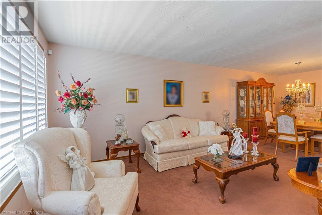 202 Ray Street N, Hamilton, Ontario L8R 2Y2 - Photo 7 - 40730213